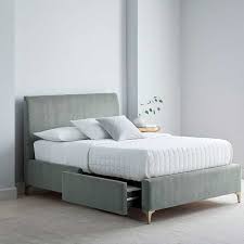 The sturdy solid wood base holds four spacious drawers, perfect for storing. 10 Storage Beds That Are Just As Stylish As They Are Useful