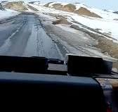 مزایای اصلی ترکیب ماسه و نمک: • ذوب سریع یخ و برف با نمک ...