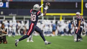 Patriots 13, Colts 13 - DeVito 12-yard touchdown pass to Kyle Williams