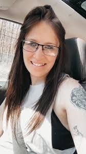 Alyssa Renninger's Instagram, Twitter & Facebook