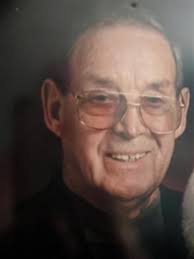 Maurice Whitney's Instagram, Twitter & Facebook