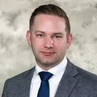 40+ "Benjamin Back" profiles