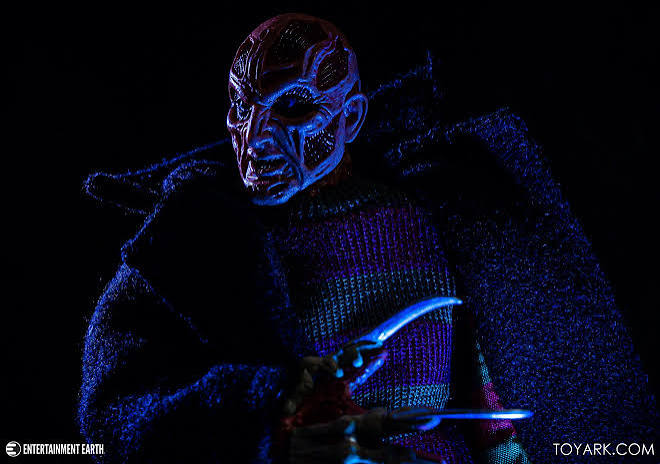 Wes Craven's New Nightmare - Freddy Krueger 8-Inch Figure - Toyark Photo  Shoot - The Toyark - News