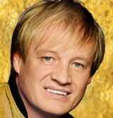 Mario Wolf's Instagram, Twitter & Facebook