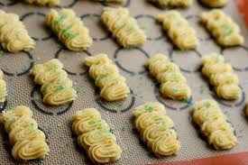 2 senduk kecil peanut 4. Danish Butter Cookies Bau Resepi Biskut Kek Raya Facebook