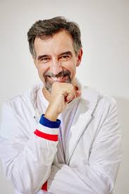 Charles Fricks vive personagem cheio de mistérios na próxima novela das  nove, 'Terra e Paixão'