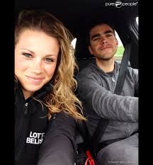 L'été suivant, la jeune femme, alors consultante pour eurosport, avait marqué les esprits en accueillant son compagnon, qui courait. Marion Rousse Wife Of Tony Gallopin Racing Cyclist Women Cyclists Cyclist