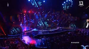Canal 13 en vivo on line, canal 13 chile en vivo, canal 13 on line, 13 cl, es un canal de televisión chilena de tv online chile. Ver Canal 13 En Vivo Vina Del Mar 2020 En Directo Show De Luciano Pereya