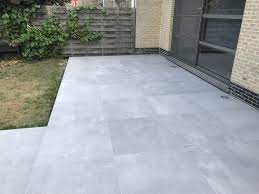 terras keramische tegels 90 90 2 tiles outdoor 90 90 2 buitenkeuken ontwerp tuin klinkers tuin en terras