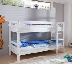 Foglio, matita, metro e munirsi di pazienza e precisione nel rilevare tutte le lunghezze e larghezze di stanze, le altezze dei vani e individuare precisamente la posizione di porte, finestre e ingombri accessori, come: Letto A Castello Soluzione Creativa E Salvaspazio