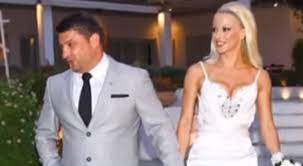 We did not find results for: Nikos Xardalias Pws Ema8e H Syzygos Toy Oti Ths Kleinei To Gymnasthrio Video