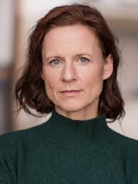 Barbara Deville's Instagram, Twitter & Facebook