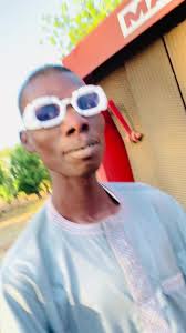 Auta Waziri Taka A Hankali