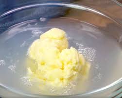 Comment Faire Du Beurre A La Maison Dans Un Pot Mason Comment Faire Du Beurre Faire Du Beurre Pot Mason
