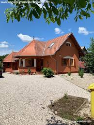 Einfamilienhaus, haus, mehrfamilienhaus, villa, ferienhaus. Wohnhauser In Ungarn Buzsak Haus In Buzsak Mit 180 M Wohnflache