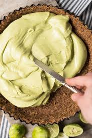 Sometimes it's just not worth turning on the oven in the hot hot heat, but we still need that dessert fix. This Easy No Bake Gluten Free Paleo Keto Key Lime Pie Is The Ideal Low Carb Summer Dess Paleo Key Lime Pie Graham Cracker Crust Pie Gluten Free Key Lime Pie