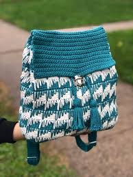 This giraffe crochet backpack will be a bit more difficult than the bear shaped one. Crochet Backpack Knitcroaddict