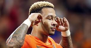 «memphis depay offre une victoire à wesley sneijder pour sa dernière» (voetbal international, nos). Ol Memphis Depay Le Facteur X Des Gones