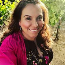 Lilia Vasquez's Instagram, Twitter & Facebook