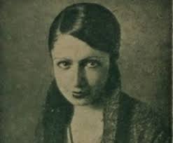Hale Asaf Kadin Resim Portre