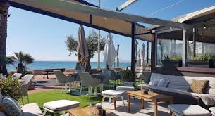Trop Bien Avis De Voyageurs Sur Le Cafe Cezanne Le Lavandou Tripadvisor