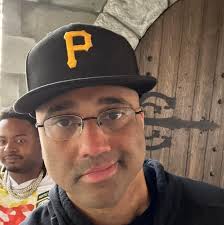 Jared Allen got emotional when talking about his family at his Hall of Fame  enshrinement ❤️ (via @NFL)