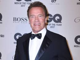 Abraham lincoln, chasseur de vampires: Arnold Schwarzenegger Content De Pouvoir Tourner La Suite De Jumeaux Avec Eddie Murphy