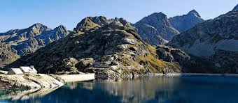 We would like to show you a description here but the site won't allow us. Top 8 Most Amazing Places In Nouvelle Aquitaine