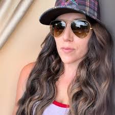 Stephanie Monson's Instagram, Twitter & Facebook