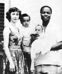 Black Babies Born White Then Turn Black Sade S Mom Anne Dad Adebisi And Brother Banji Adu Sade Sade Adu Celebrity Families