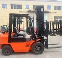 2 Ton 2.5 Ton LPG Gasoline Gas Toyota Forklift Truck, 4.5m Lift Height Made  in China