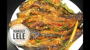 Paling nikmat jika dimakan dengan nasi hangat, lalapan dan sambal. Resep Mangut Ikan Lele Enak Sedap Dan Lezat Youtube