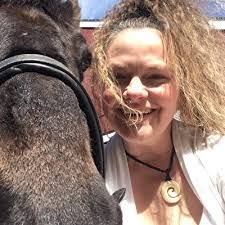 Belinda Pollard's Instagram, Twitter & Facebook