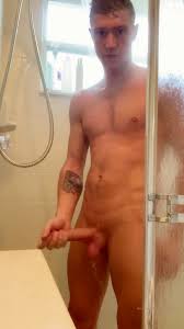 Oliver Flynn solo, cum - Monstercockland