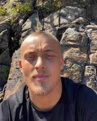 Could someone make me look more handsome? Like some beard & mustache  something Else i would need?