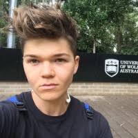 300+ "Tomkinson" profiles