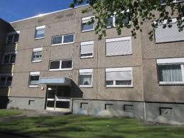 Die wohnung befindet sich oberhalb einer druckerei. 3 Zimmer Wohnung Zu Vermieten 44309 Dortmund Ot Brackel Hofgerichtsweg 35 Mapio Net