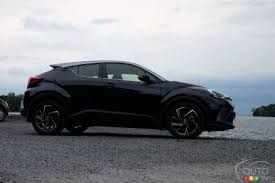 The only thing i do not like about it is the size of the gas tank. 2020 Toyota C Hr Long Term Review Part 2 Car Reviews Auto123