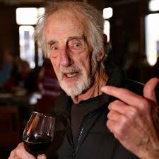 Buskers host wanted every Sunday afternoon from 5pm till 8pm in Sunderland.  In house PA already set up so it's just plug and play. DM me if you're  available.