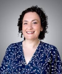 Laura Rutherford's Instagram, Twitter & Facebook