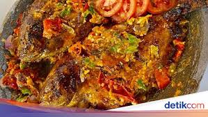 Teringin masakan ala kampung, apa kata cuba resipi ikan masak asam cuka. Masak Masak Ikan Bawal Bakar Spesial
