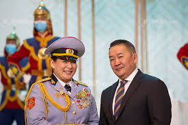 ФОТО: Дөрвөн ХӨДӨЛМӨРИЙН БААТАР, гурван АРДЫН ЦОЛТОН төрлөө