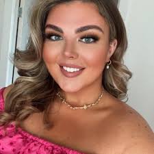 My daughter is wanting to start her driving lessons from December could  anyone recommend a good instructor thanks