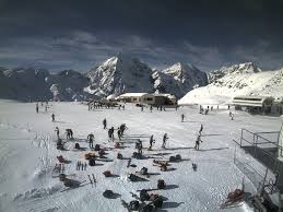In den abendstunden des samstag war durchgesickert, dass auch die sperre aller skigebiete in diskussion. Zweiter Lockdown In Osterreich Hotels Und Skigebiete Schliessen Skigebiete Test Magazin