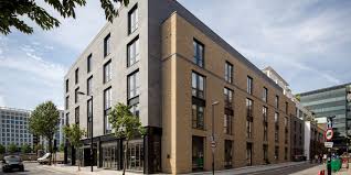 Located in london city centre, this hotel is within 2 mi (3 km) of russell square, the british museum, and oxford street. Hub By Premier Inn Kings Cross Mcaleer Rushe