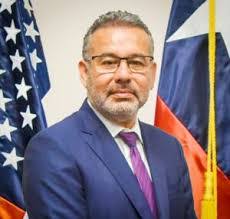 Rigoberto Villarreal's Instagram, Twitter & Facebook