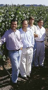 La casa de juan sutil en lo barnechea registró un asalto durante la noche de este jueves 20. About Us Vina Sutil