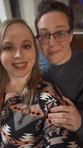 Trying to help my husband find his birth parents. Born in Tarrant county  TX. Fort Worth or possibly Hurst TX. 1971. Not 100% sure if his birth month  is April or May