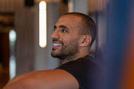 Nicknamed the golden boy, he is regarded as one of the greatest professional kickboxers of all time. Speculations Surround Reason For Badr Hari S Glory Fight Postponement