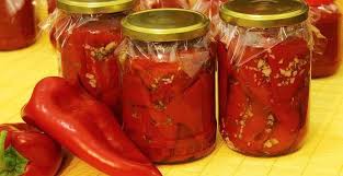 Kisele Crvene Paprike Na Zivo Za Zimnicu Serbische Rezepte Gemuse Aufstrich Essen Rezepte